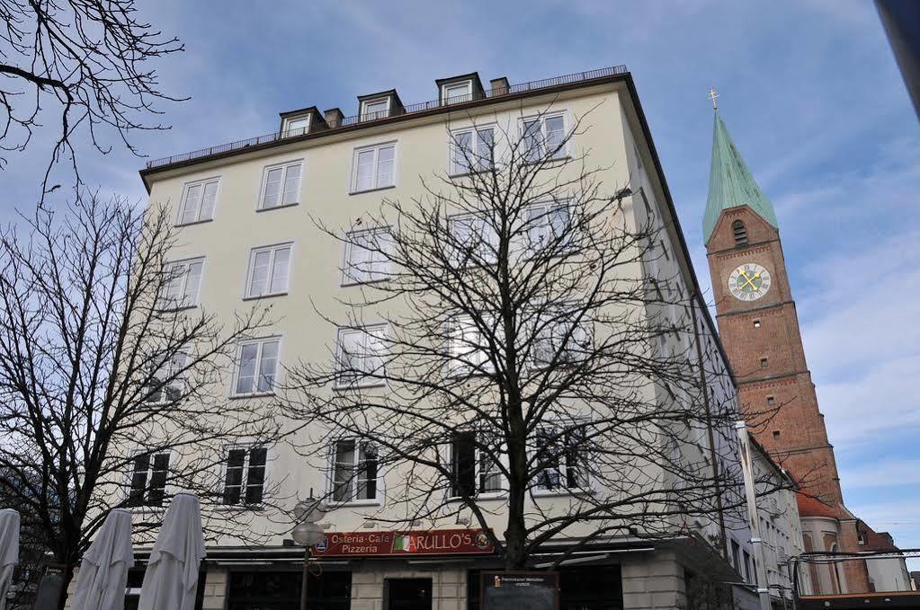 Der Tannenbaum Hotel Munich Exterior photo